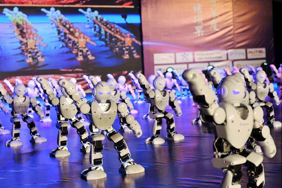 机器人表演
