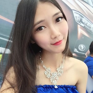 邓舒月