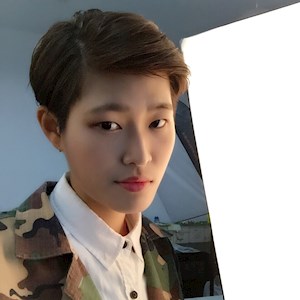 李依婕