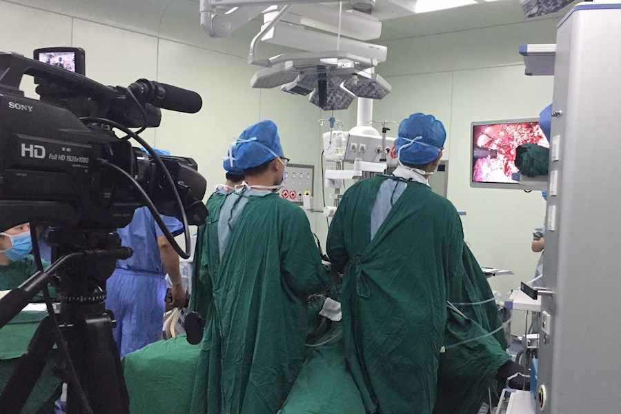 首届昆医附二院肝胆胰腹部微创手术现场教学高清直播和观摩互动直播