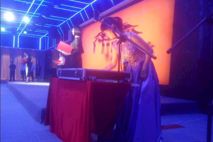 公司企业党建活动沙画表演