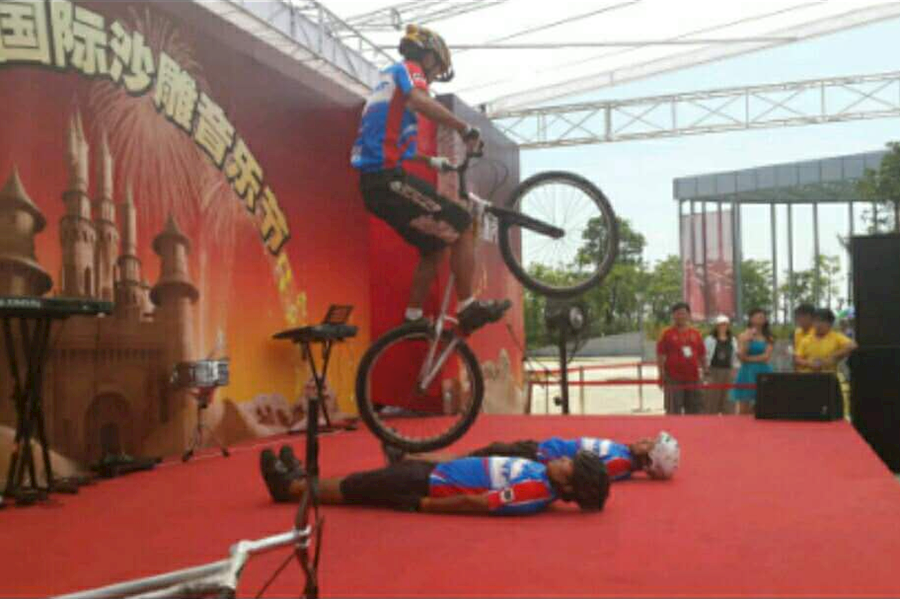 东莞极限单车表演