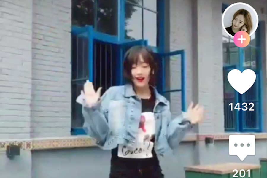 舞蹈网红-代古拉K