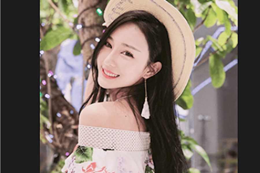 抖音红人-lulu有点甜