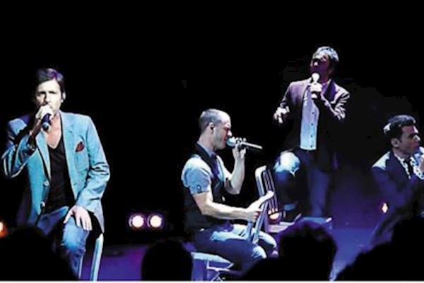 番禺需要一名男歌手