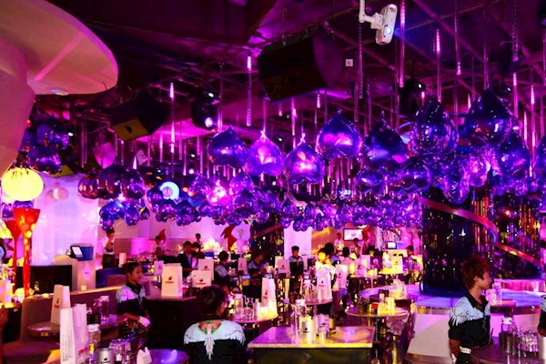 求酒吧场地资源，举办品牌主题夜