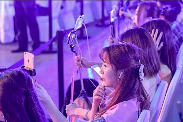 服装厂需要找网红做品牌推广宣传