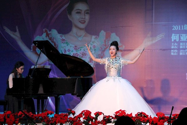 揭阳需要美女独唱一名