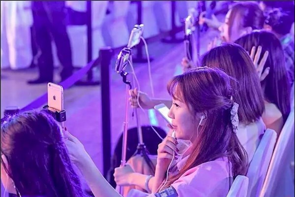 《抖音迷你剧》 招聘特约及群众演员