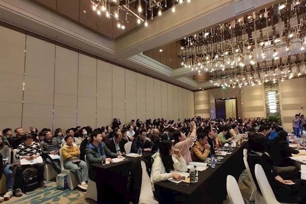 湖北黄石，6月29日上午半天，医学会议拍摄照片