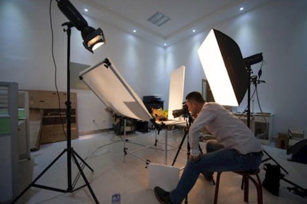 海宁7月25日 需要产品拍摄和修图