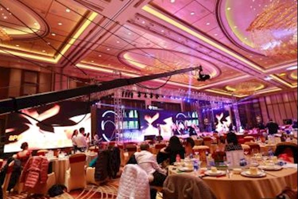 齐齐哈尔8月12日需要摄像