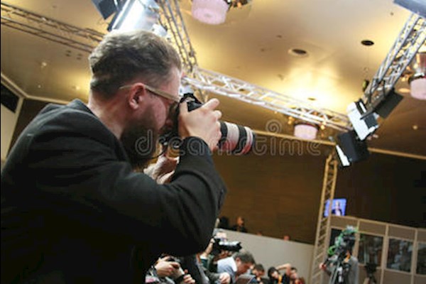 广西贺州12.14需要摄影师一名