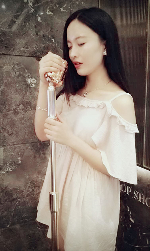 刘丹