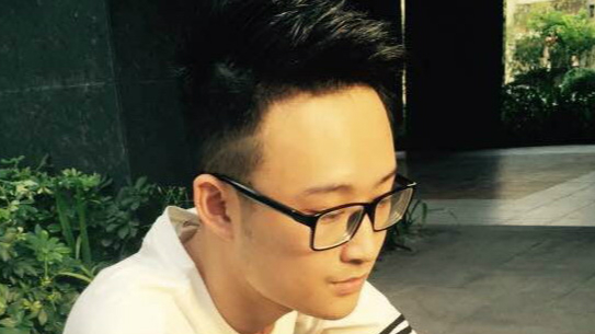 餐吧演出，宅系男歌手全佳