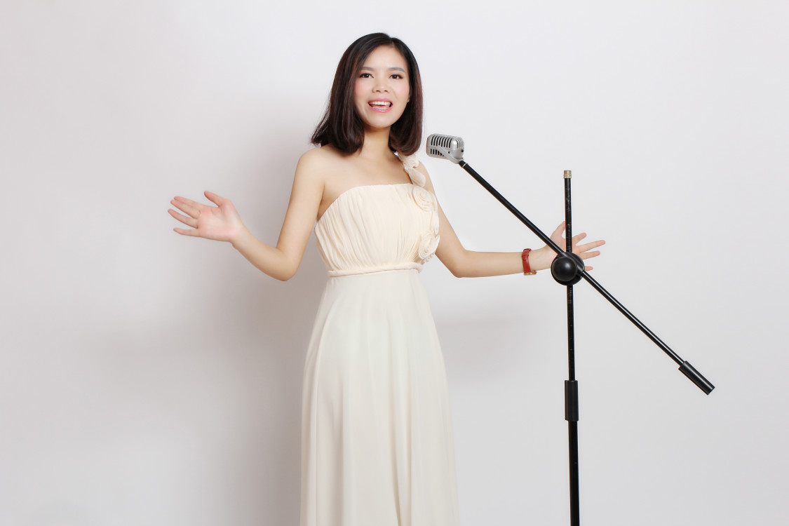 李丽