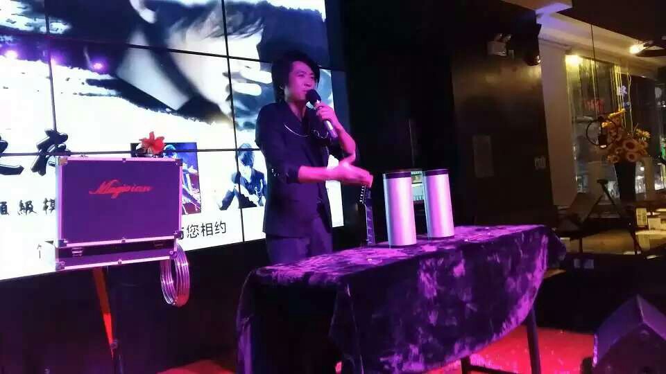 唐小谦