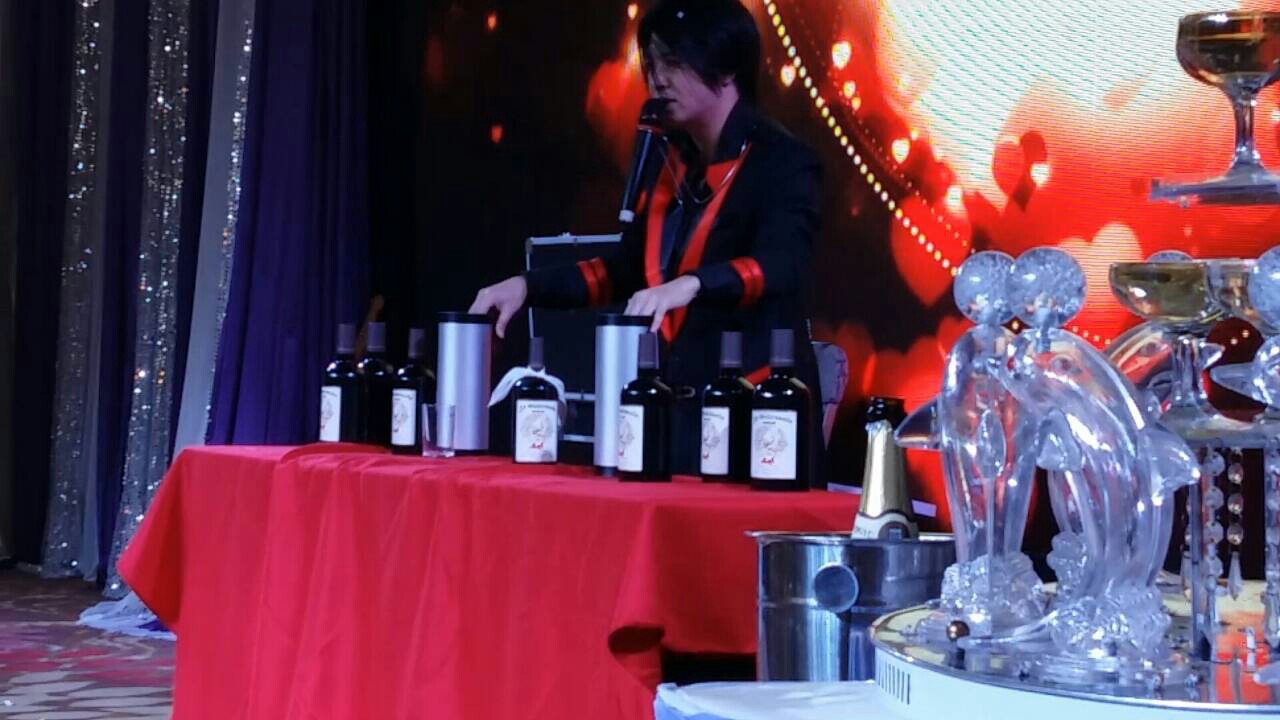 唐小谦