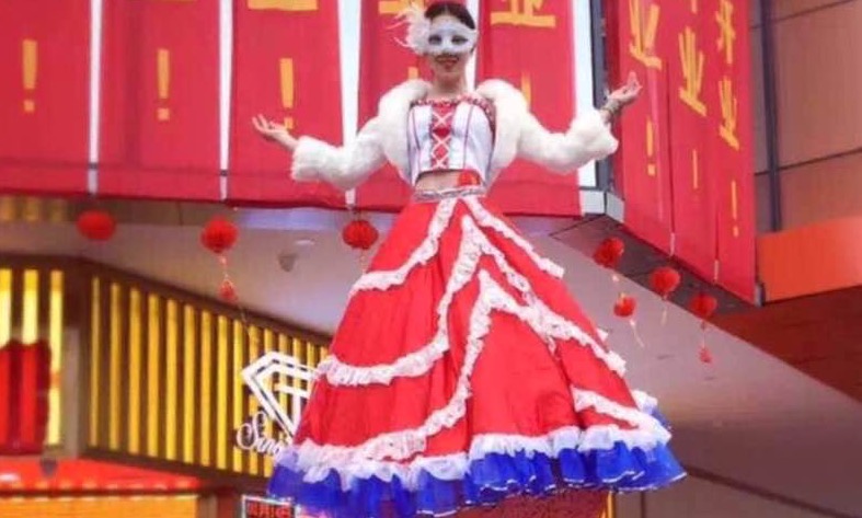 美女不倒翁-小鱼