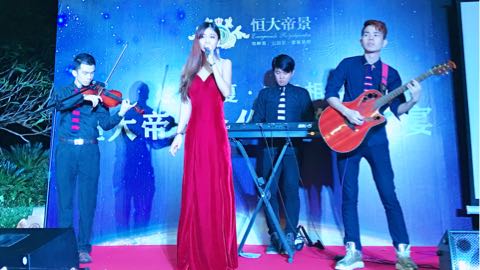 超乐团&流行摇滚爵士乐队