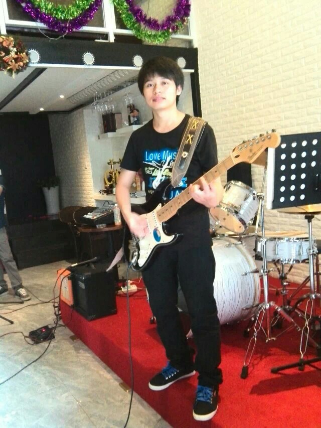 阿佳
