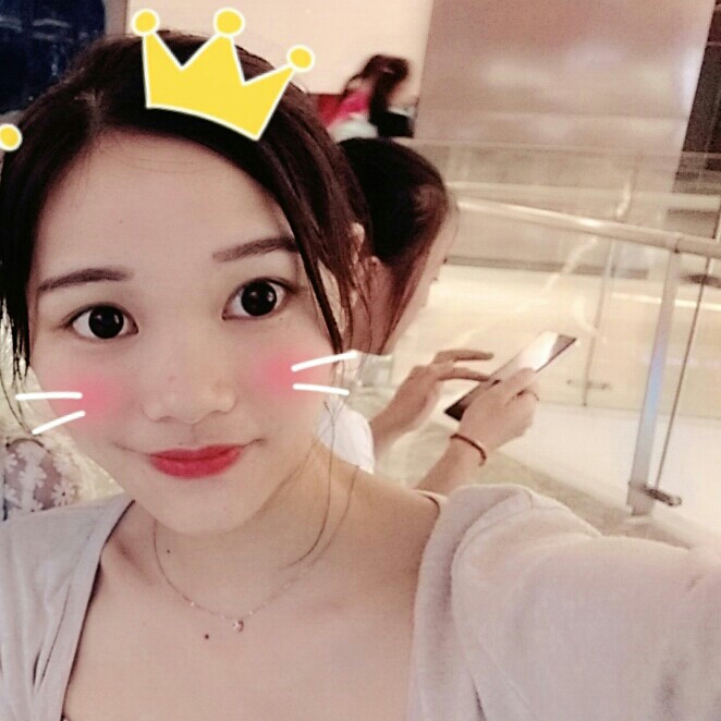 傅馨