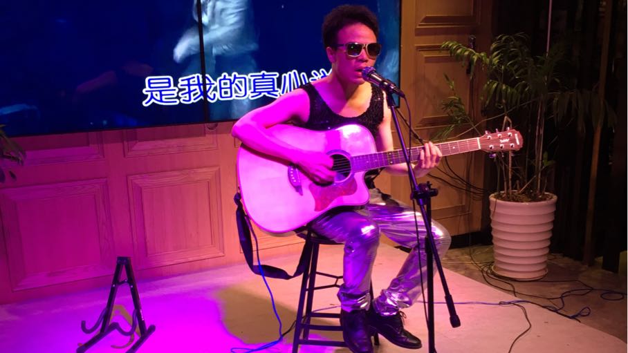 吉他弹唱实力歌手—韦力华（步柳名）