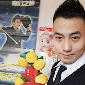梁德伟   