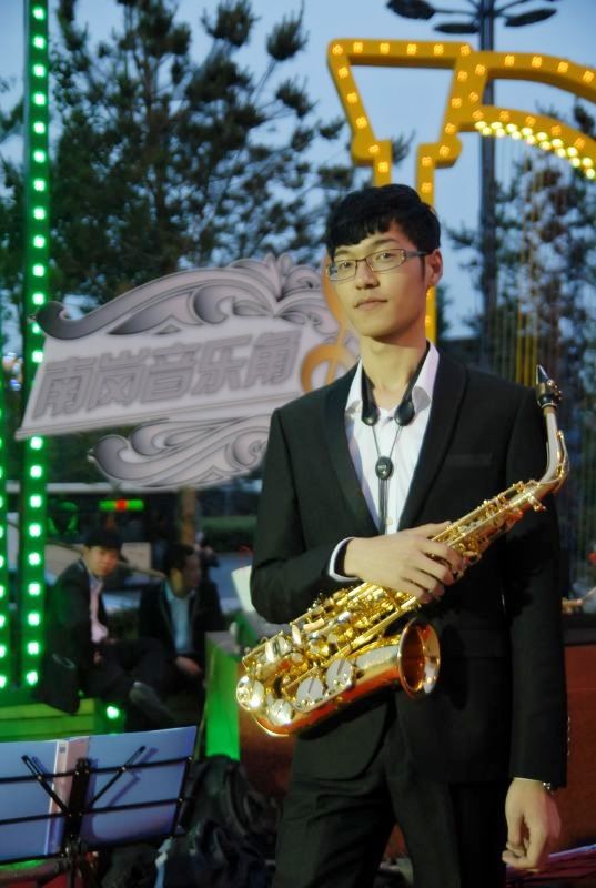 刘潇