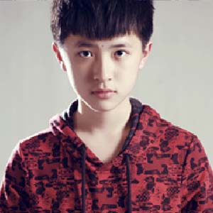张逸杰 