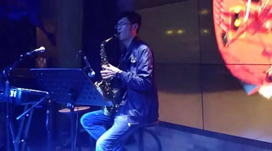 刘潇