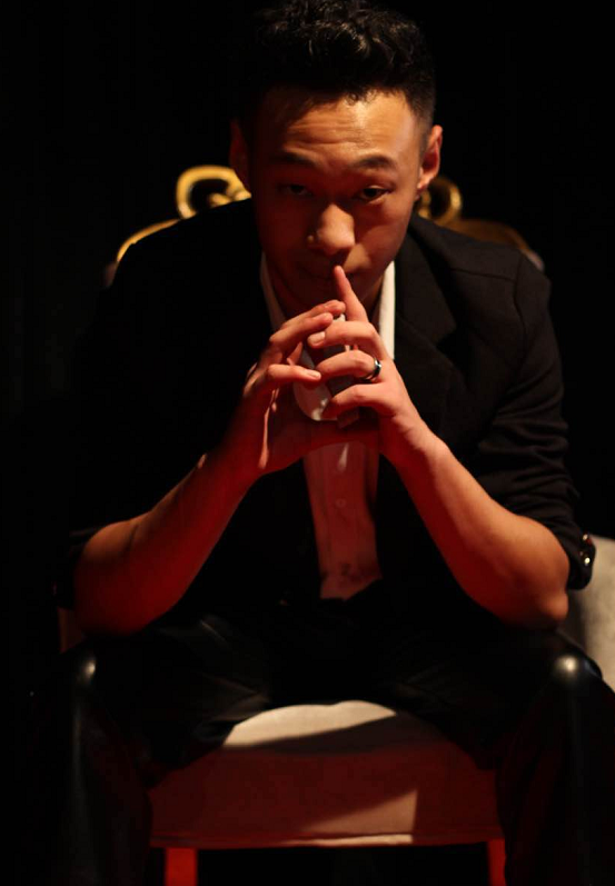 杨明
