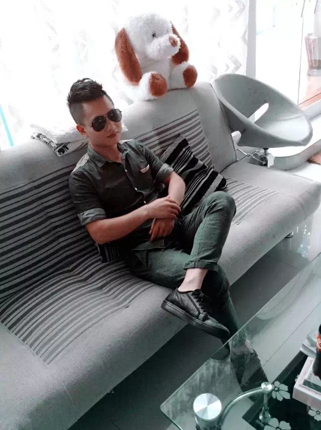 刘佳