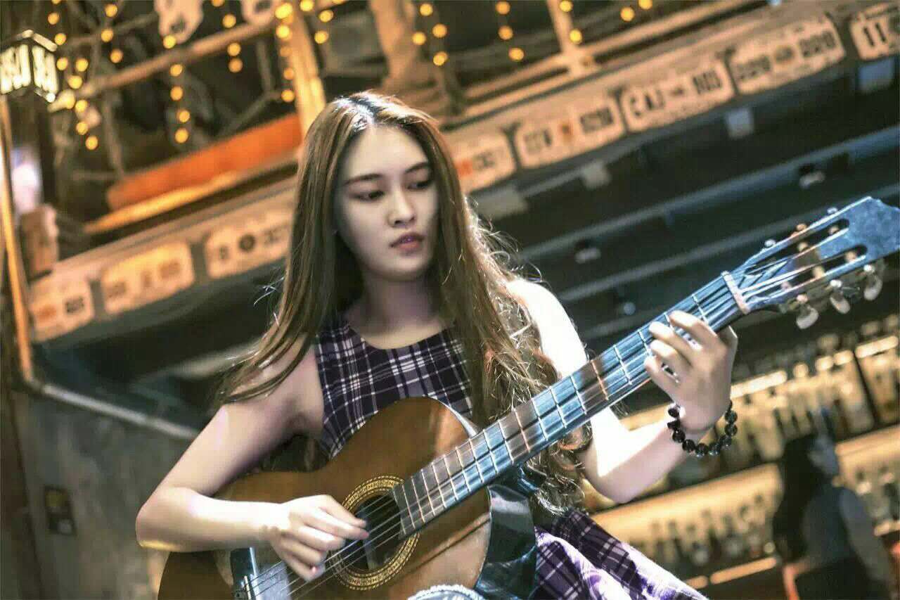 焱焱