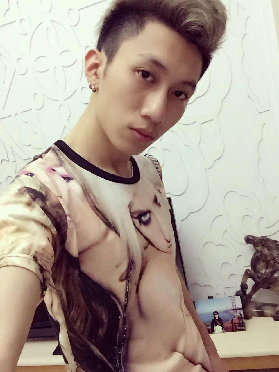 李一冰