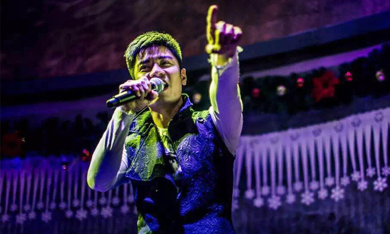 实力型男歌手-奕凯