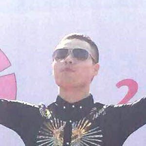 李建