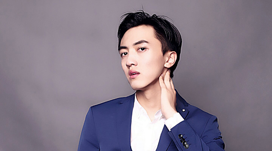 走秀，试衣服，展会活动模特-刘畅