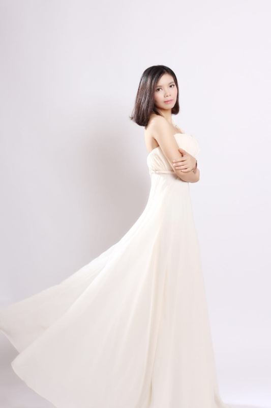 李丽