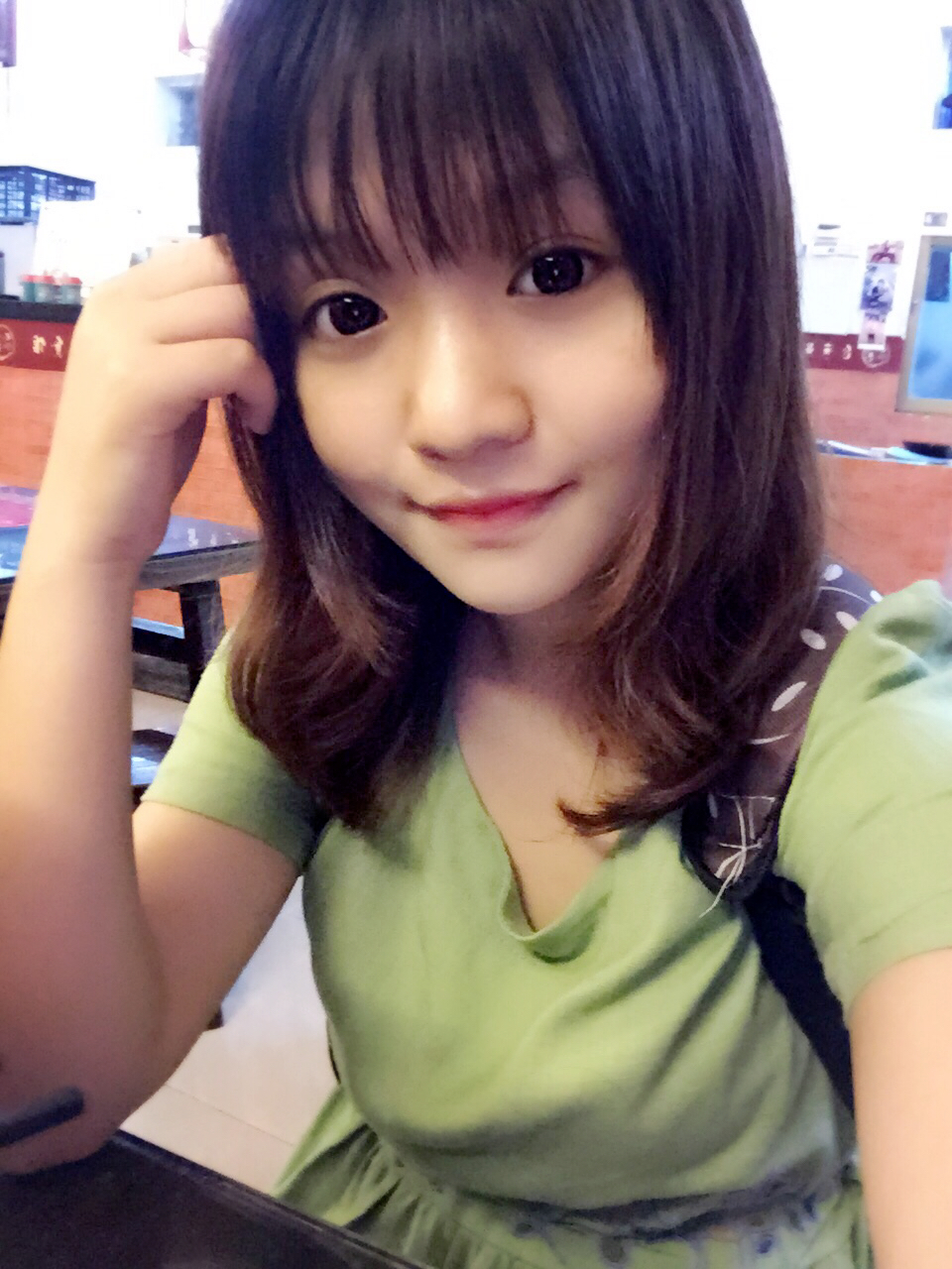 肖莹