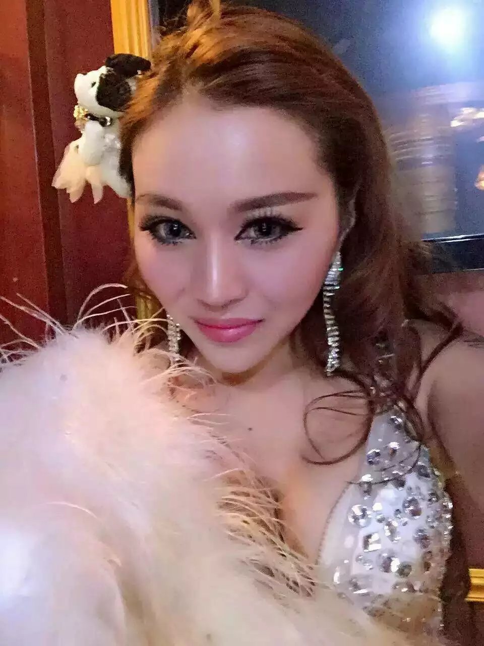 康莹