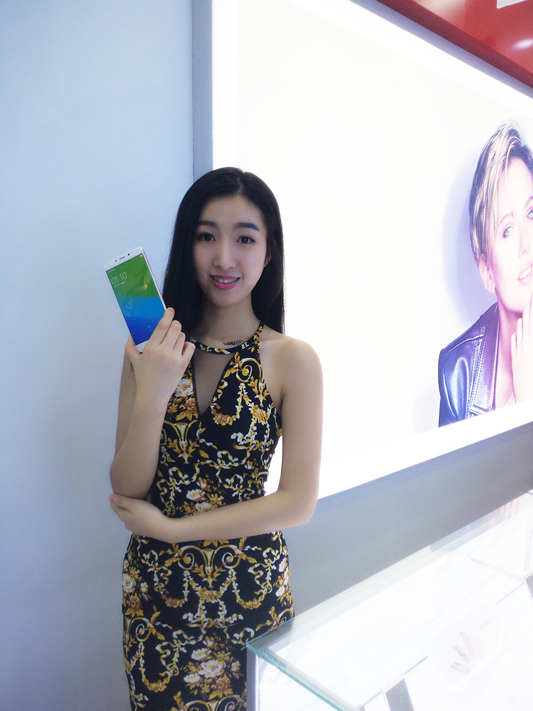 金泫雅欧尼