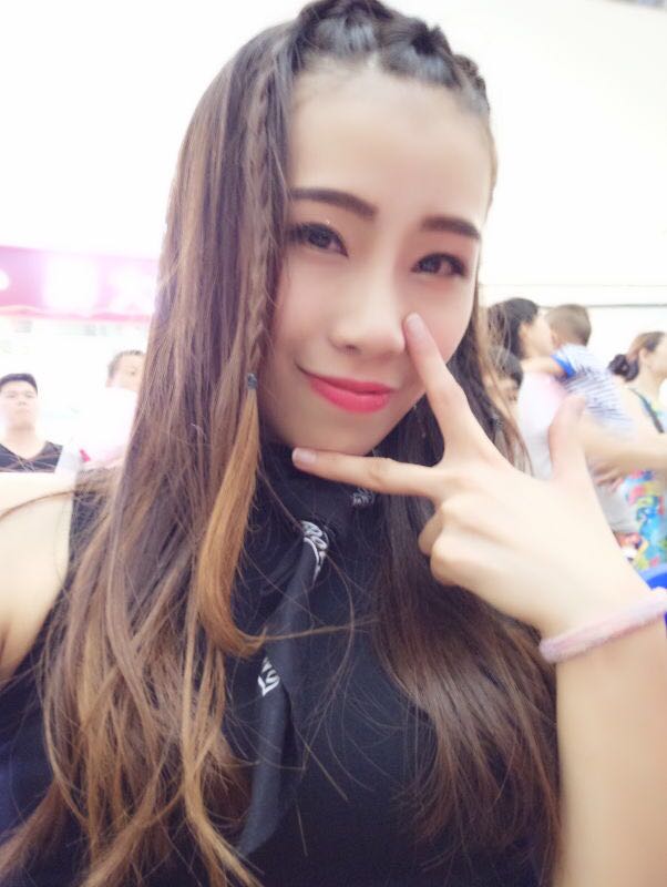 刘月冰