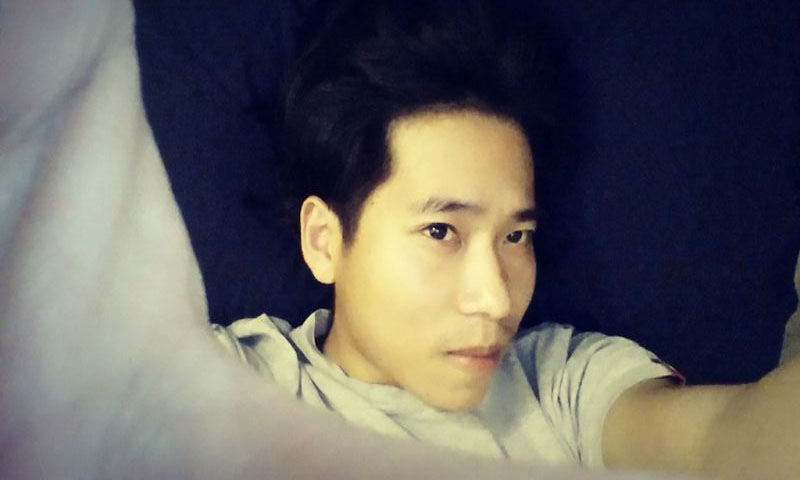 实力吉他男弹唱—李傲