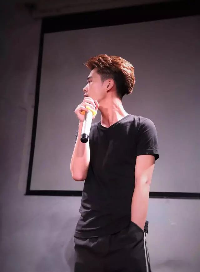 陈磊