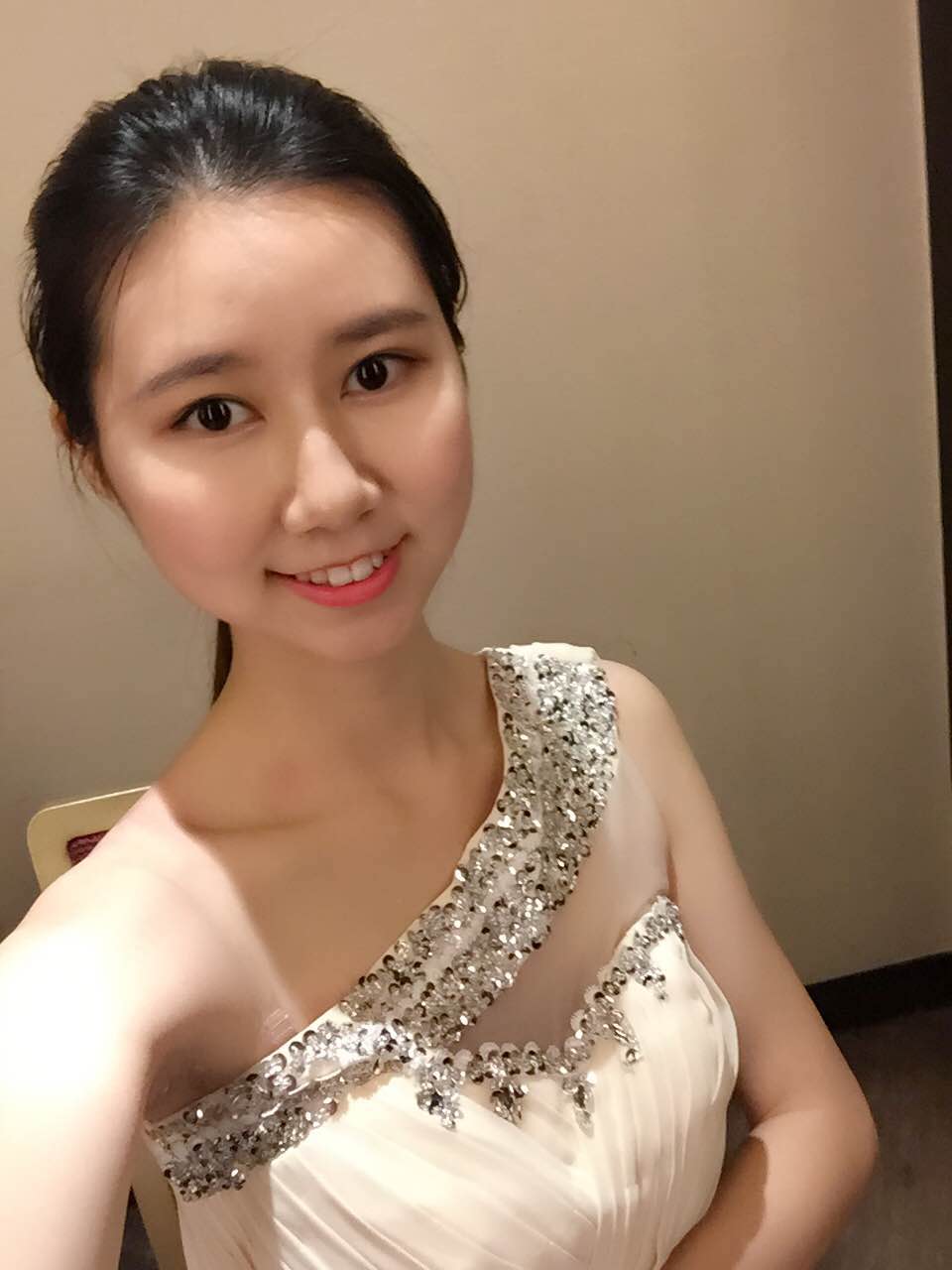 艾巧