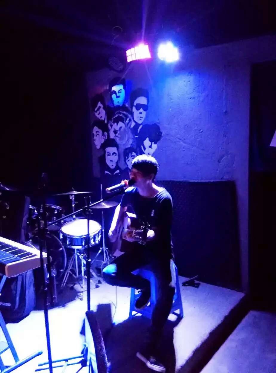 黄鹏